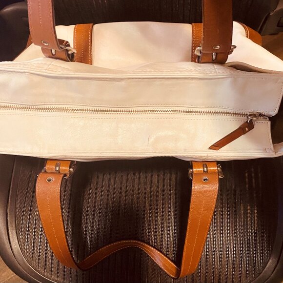 Coach White/Tan Tote Handbag - Picture 6 of 10